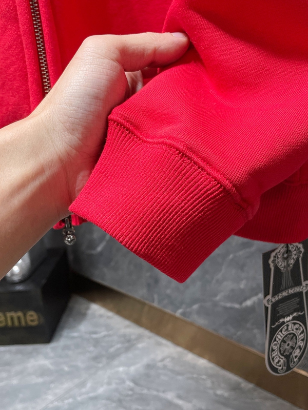 ブランドパーカー着用イメージ